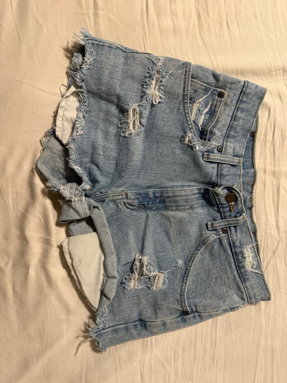 Wrangler light wash short